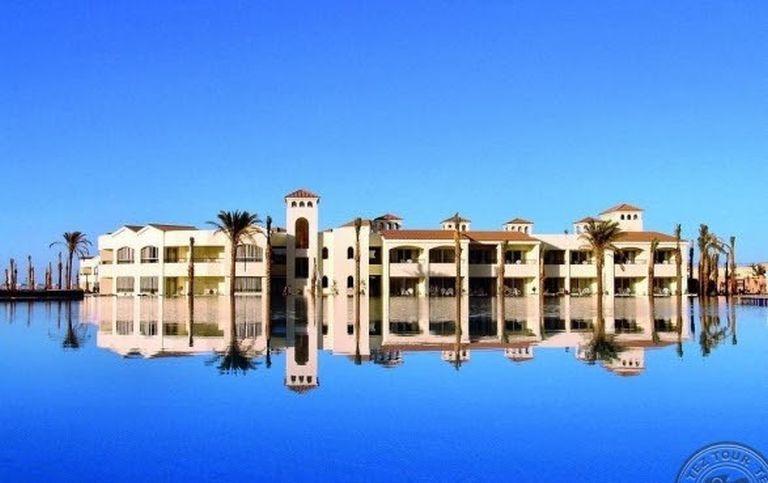 Hotel Dana Beach Resort