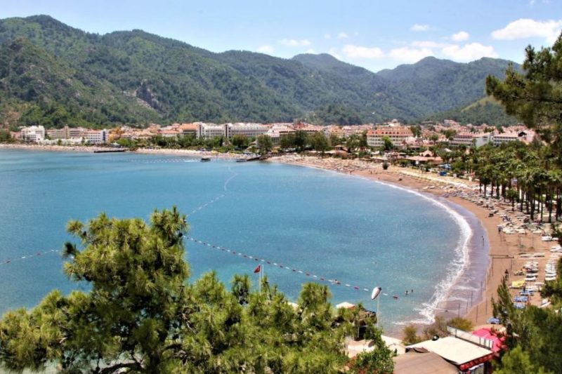 plaja uzanyali din marmaris